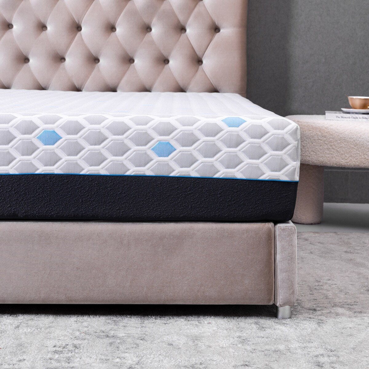 Matelas en mousse à mémoire de forme 10 pouces, matelas dans une boîte, mousse à mémoire de forme infusée de gel et de charbon de bambou