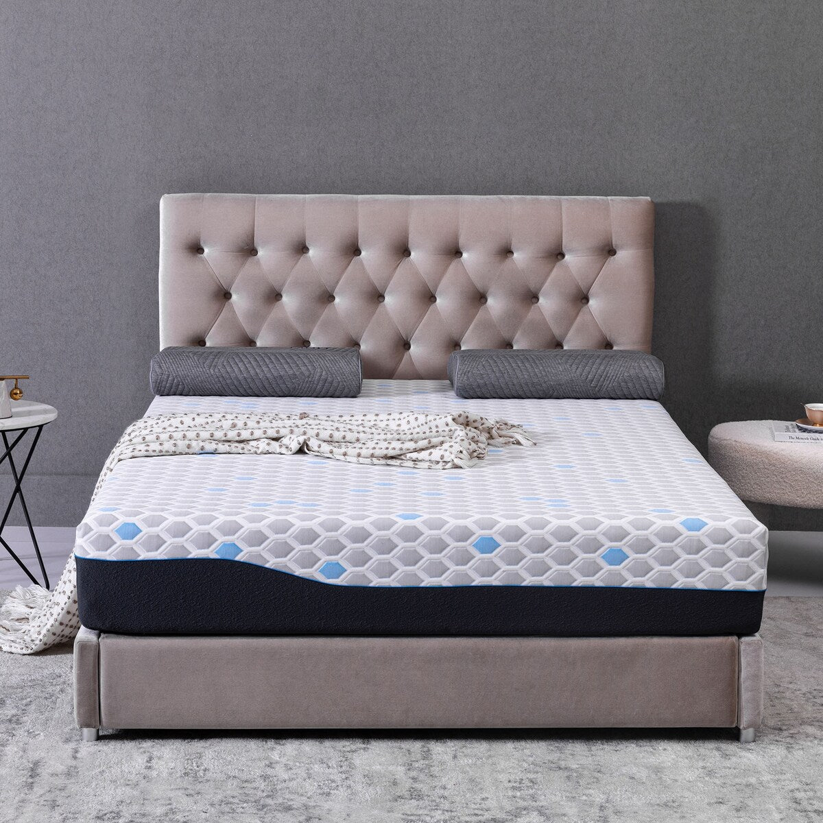 Matelas en mousse à mémoire de forme 10 pouces, matelas dans une boîte, mousse à mémoire de forme infusée de gel et de charbon de bambou
