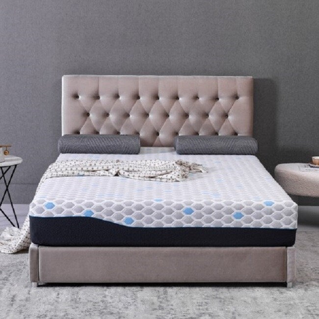 Matelas en mousse à mémoire de forme King Size 10 pouces, matelas dans une boîte, mousse à mémoire de forme infusée de gel et de charbon de bambou