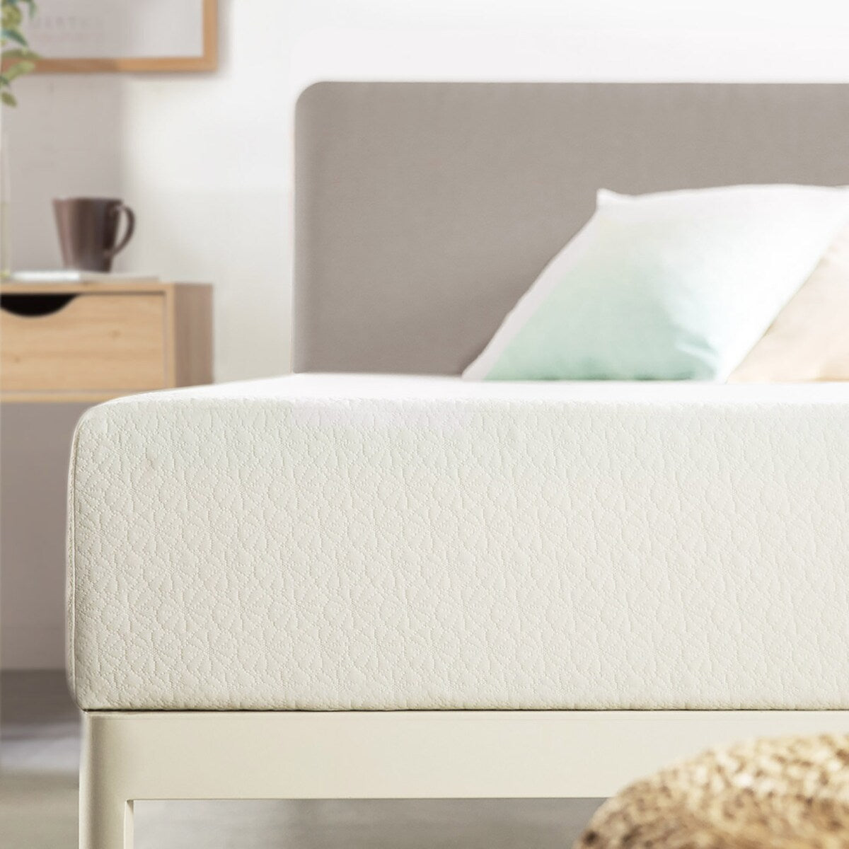 Matelas en mousse à mémoire de forme au thé vert de 10 pouces