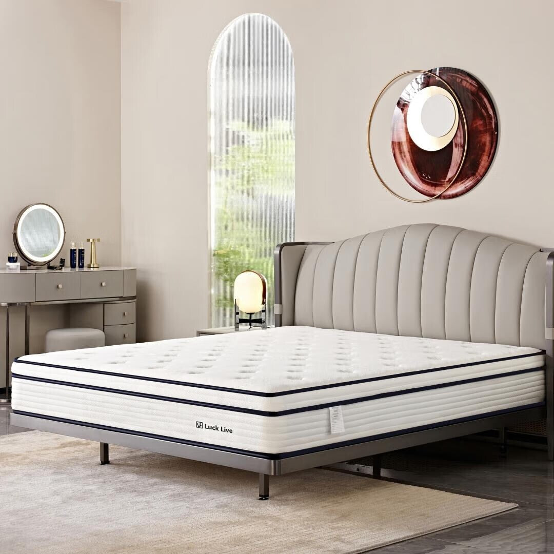 Matelas à ressorts indépendants ensachés en mousse à mémoire de forme de 10 pouces, livré dans une boîte