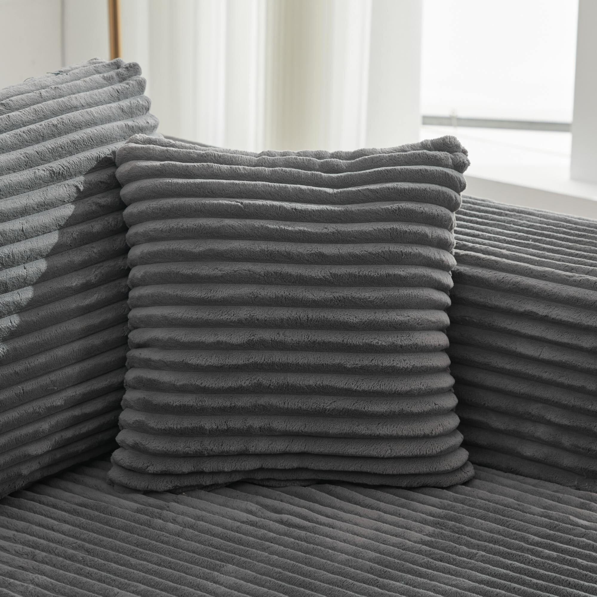 Canapé d'angle Cloud 106 en forme de L avec méridienne orientée vers la droite, canapé modulaire moderne à assise profonde pour salon, aucun assemblage requis