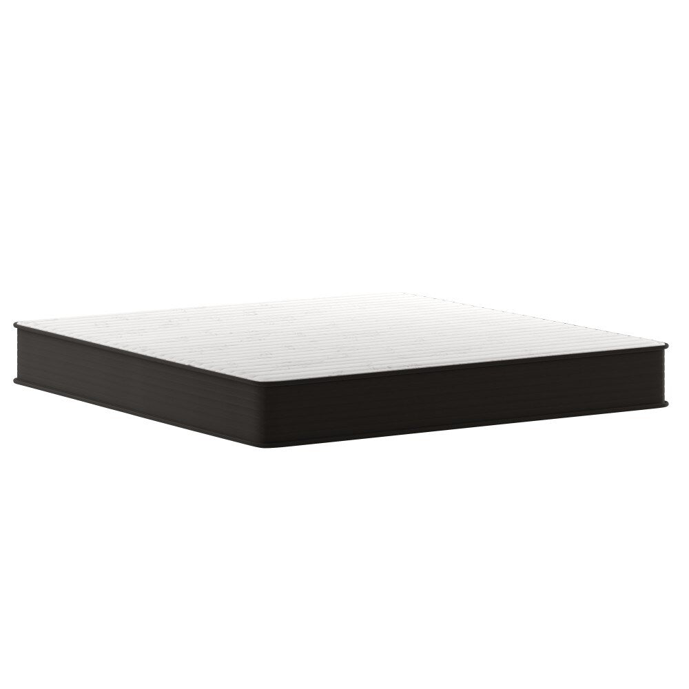 Matelas hybride en mousse et ressorts ensachés, matelas dans une boîte