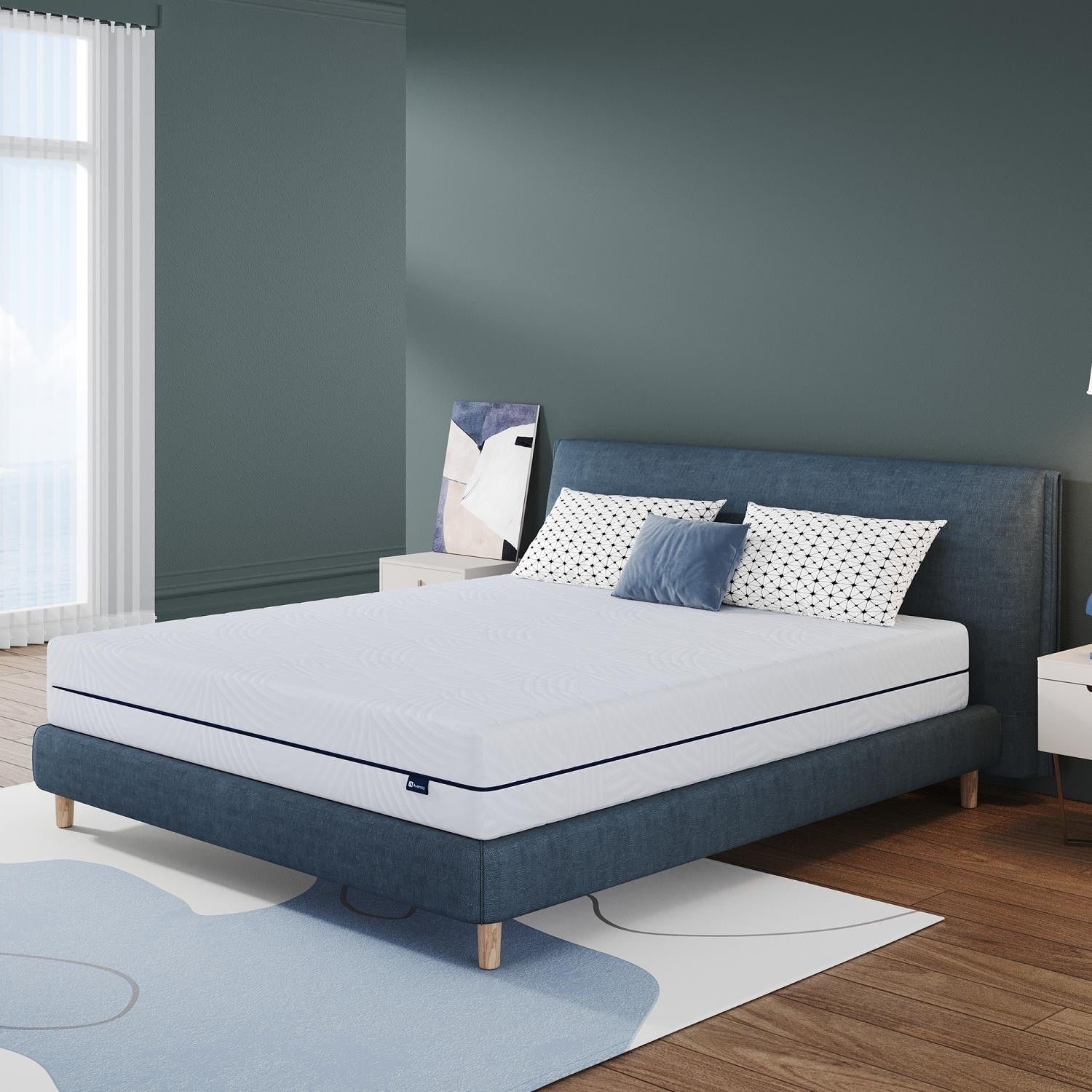 Matelas en mousse à mémoire de forme gel de 10 po de taille moyenne dans une boîte avec housse amovible