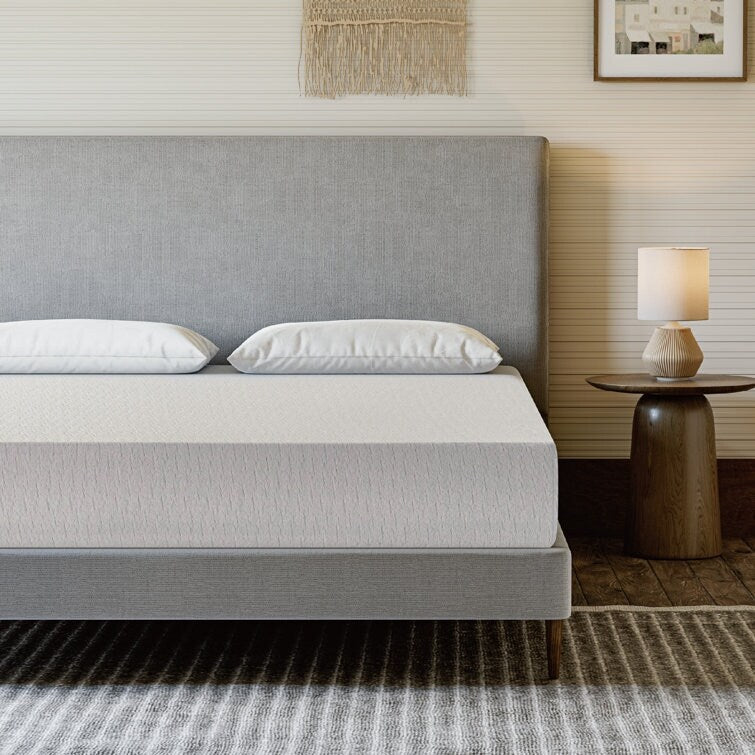 Matelas en mousse à mémoire de forme moyenne de 10 pouces infusé de thé vert