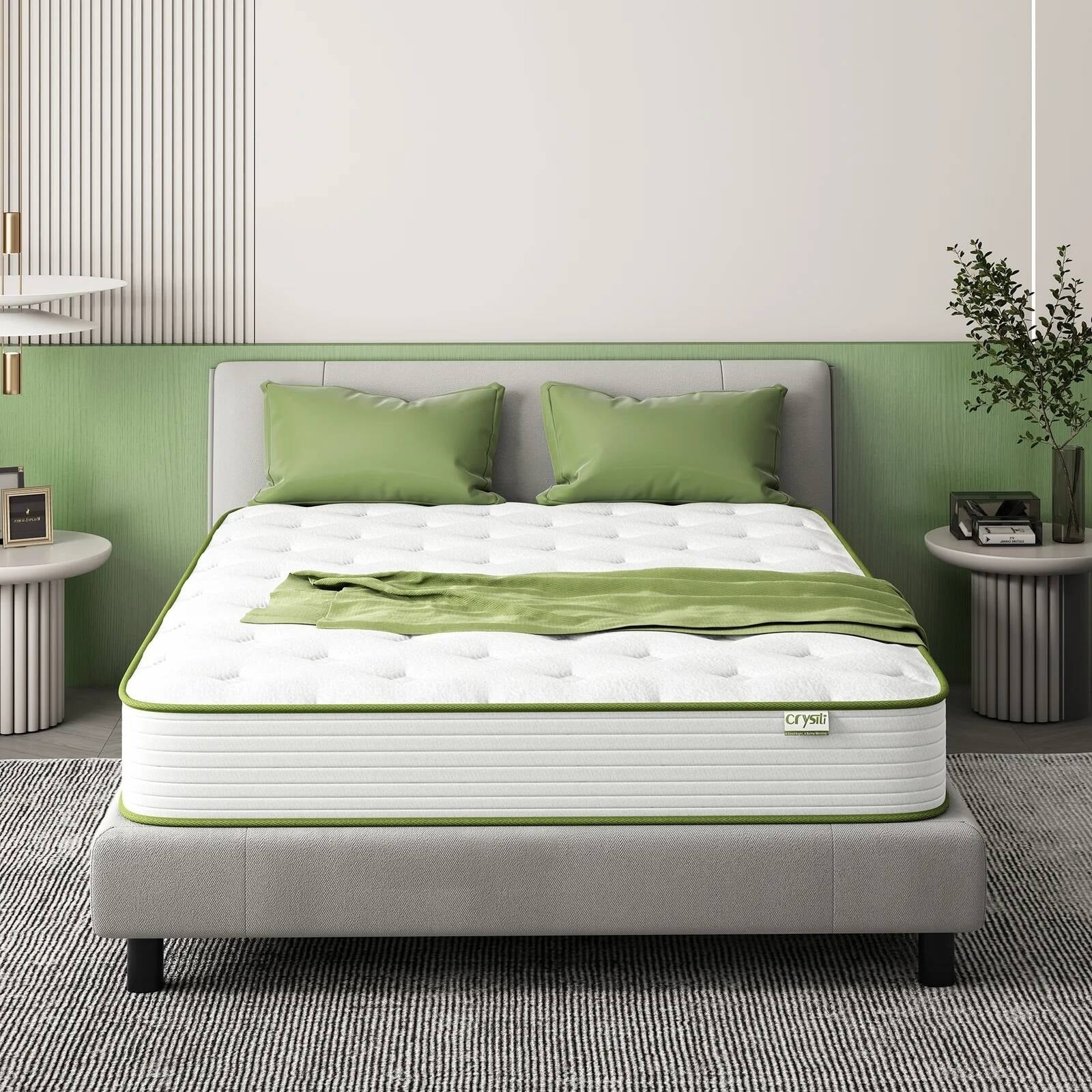 Matelas hybride en mousse à mémoire de forme de 12 pouces de taille moyenne, livré dans une boîte