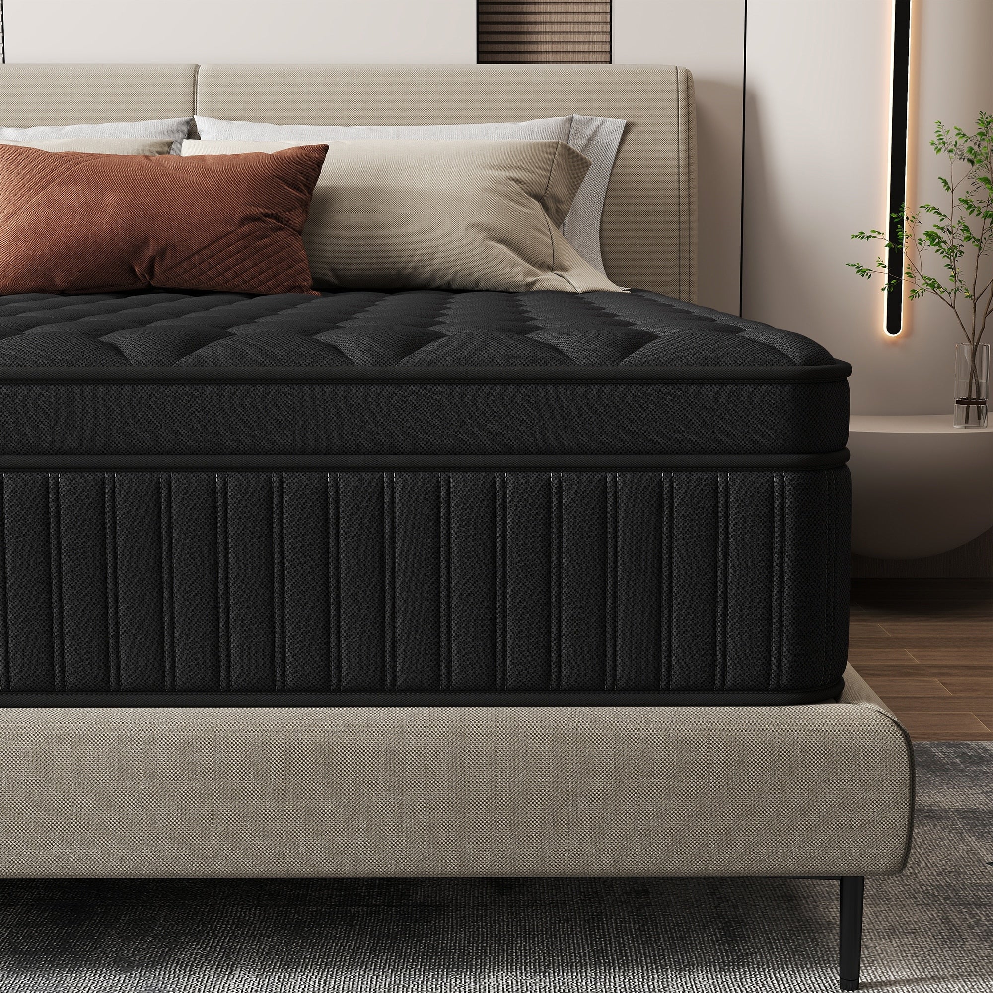 Matelas hybride à ressorts ensachés de taille moyenne, livré dans une boîte