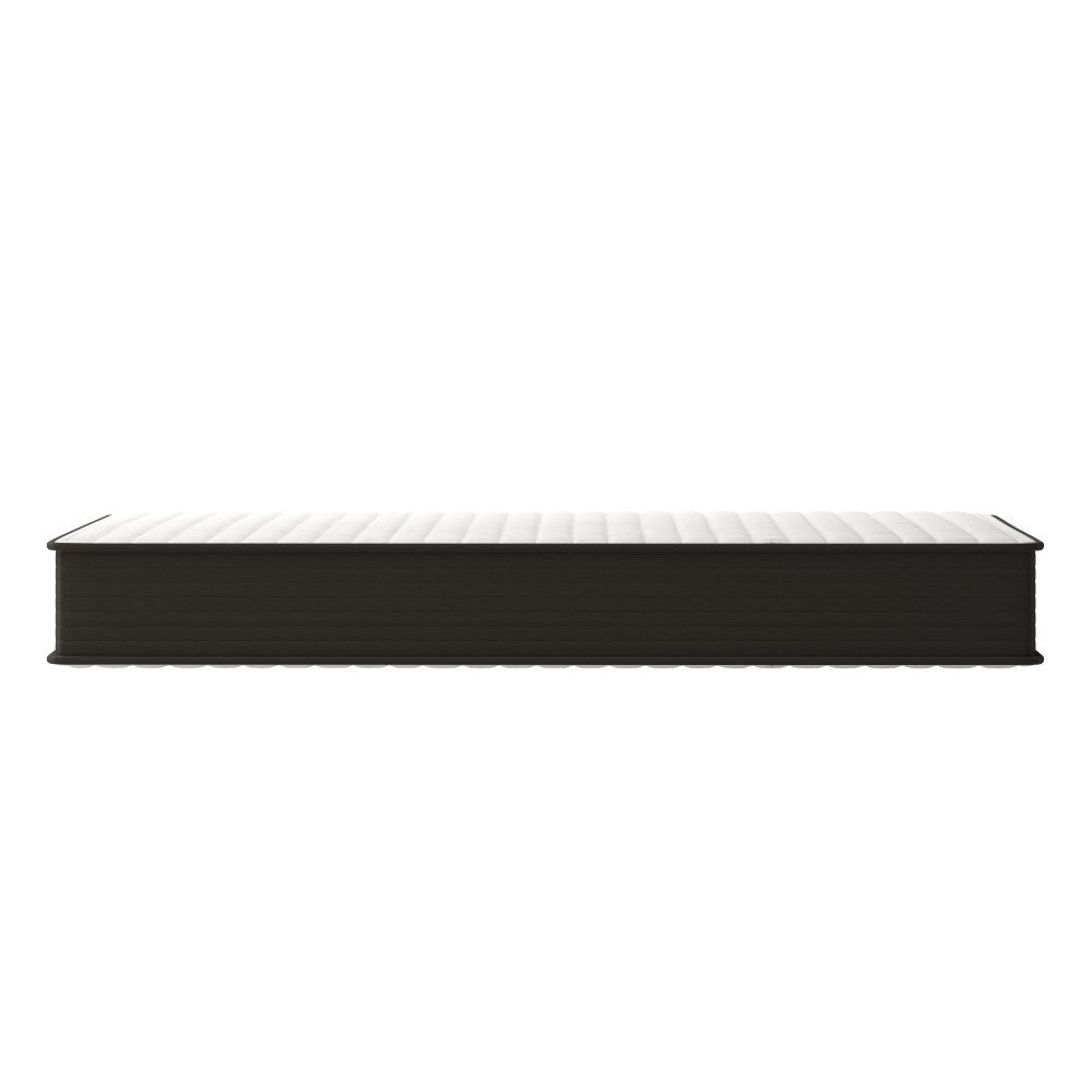 Matelas hybride en mousse et ressorts ensachés, matelas dans une boîte