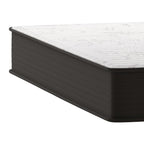 Matelas hybride en mousse et ressorts ensachés, matelas dans une boîte