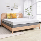 10 matelas en mousse à mémoire de forme moyenne dans une boîte
