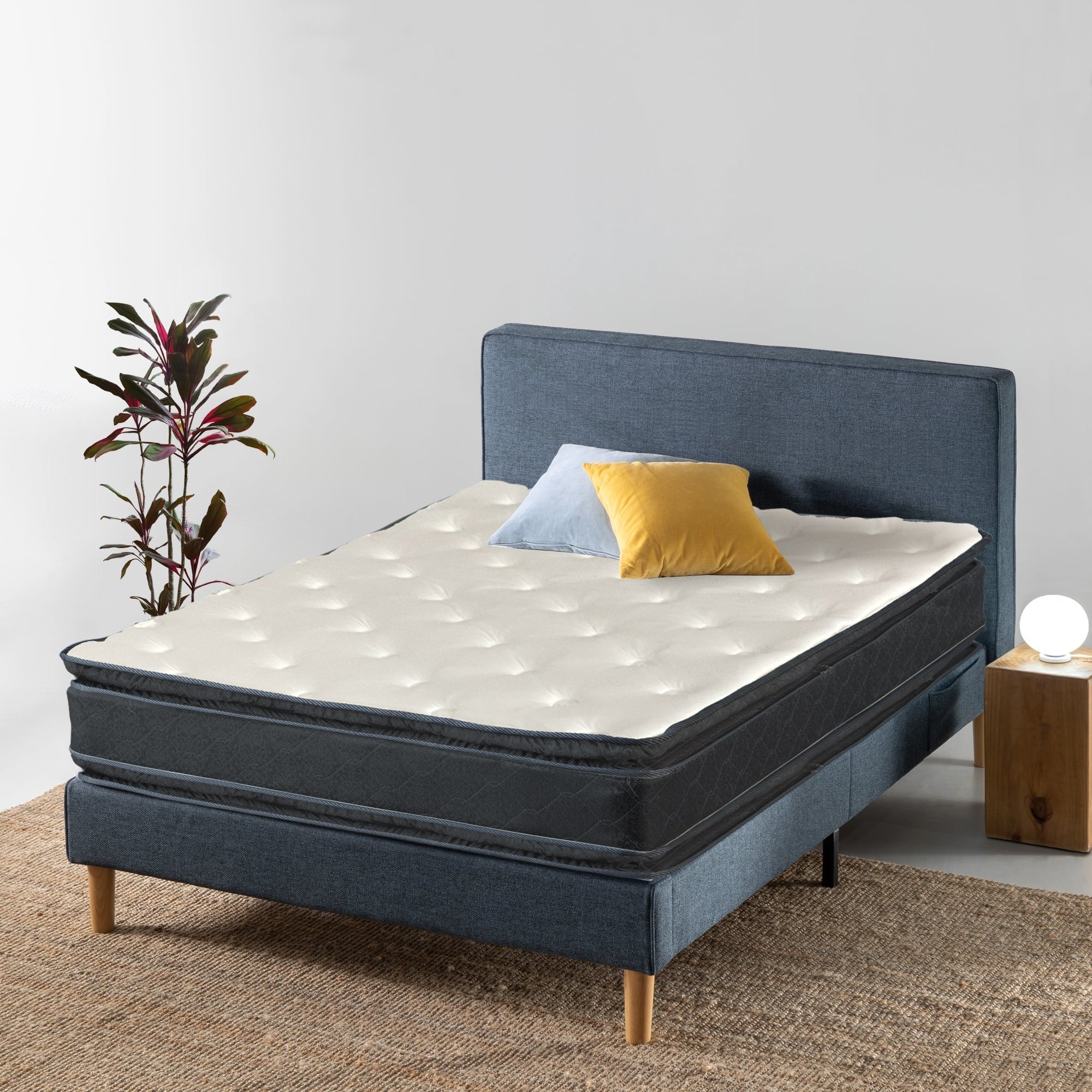 Matelas hybride à ressorts ensachés, fermeté moyenne, 12 pouces, avec plateau-coussin, isolation des mouvements et soutien durable, lit dans une boîte