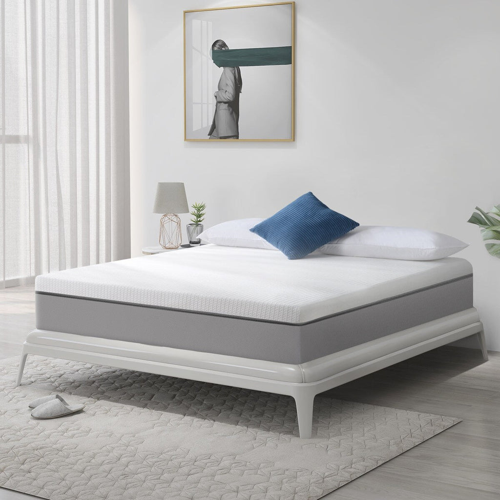 Matelas en mousse à mémoire de forme infusé de gel et de charbon de bois (12 pouces) (plein)
