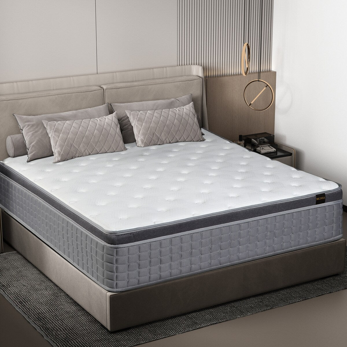 Matelas hybride à plateau-coussin mi-ferme 12