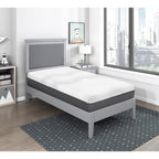 Matelas hybride à 12 ressorts ensachés en mousse moelleuse et gel au thé vert, livré dans une boîte