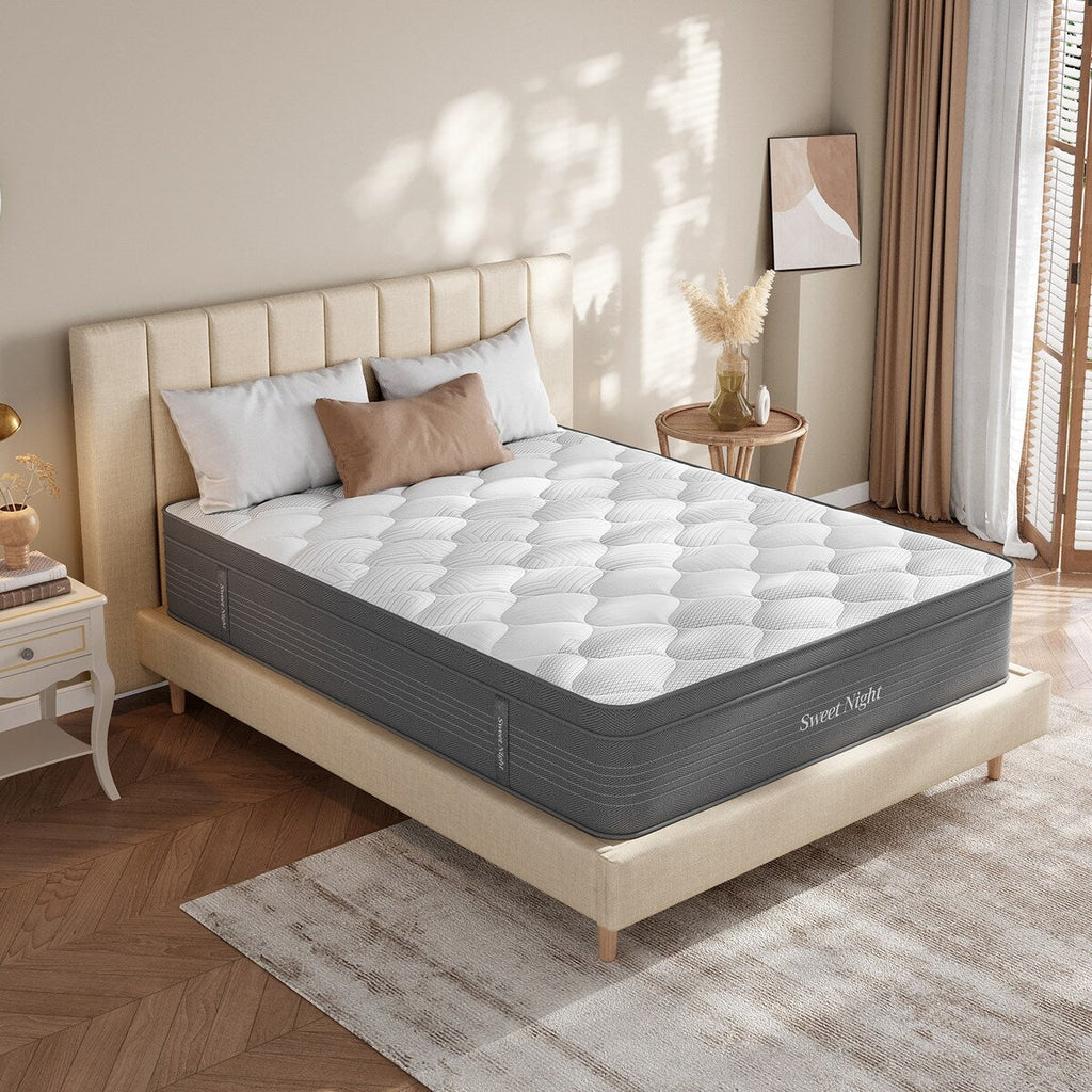 Matelas hybride en mousse à mémoire de forme de 14 pouces dans une boîte