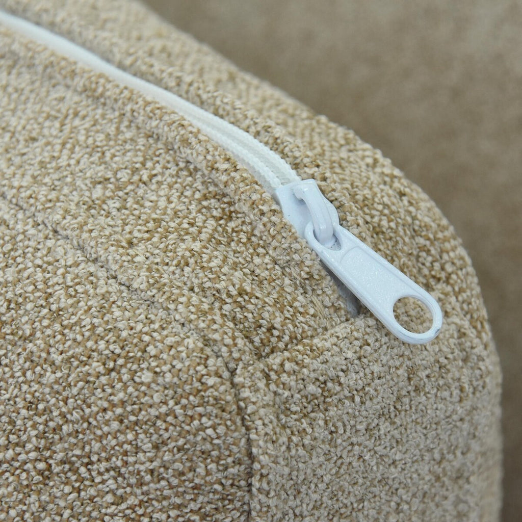 Canapé 2 places avec coussins pour le salon