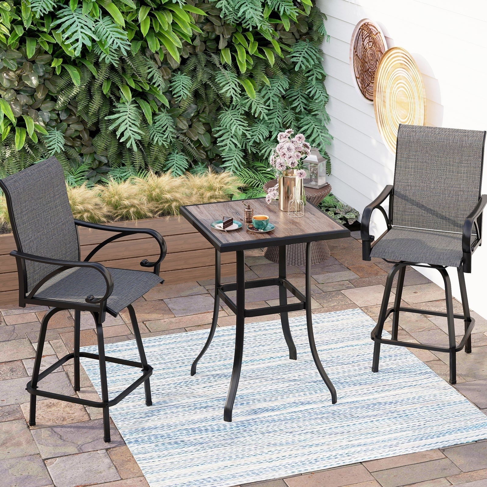 Ensemble de 3/5 tabourets de bar de patio avec table aspect bois et tabourets de bar pivotants en tissu textilène gris