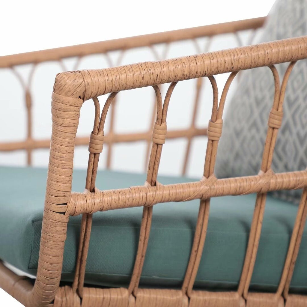 Ensemble bistrot d'extérieur en osier 3 pièces avec coussins