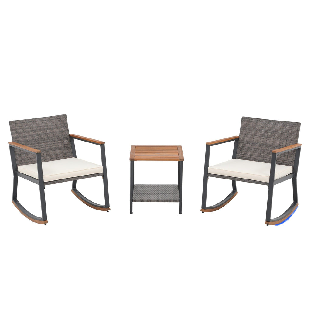 Ensemble de 3 chaises à bascule d'extérieur en osier avec coussins