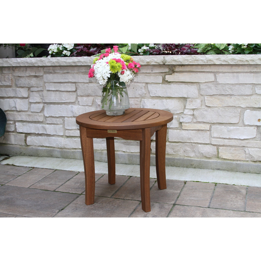 Ensemble de 3 chaises à bascule Eilaf en eucalyptus avec table d'appoint ronde