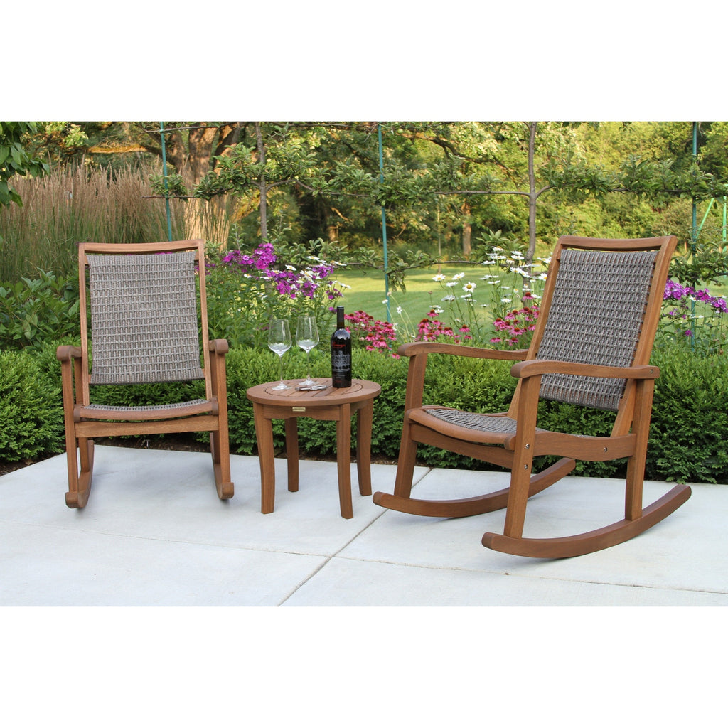 Ensemble de 3 chaises à bascule Eilaf en eucalyptus avec table d'appoint ronde