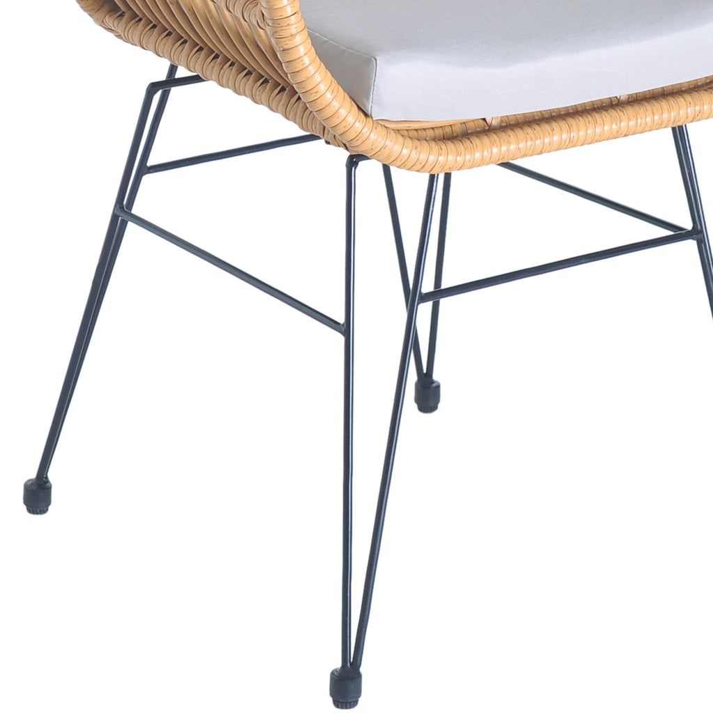 Ensemble de bistrot d'extérieur 3 pièces en rotin et osier avec coussins et table