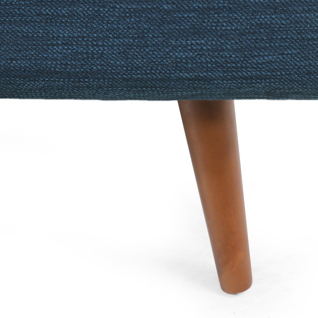 Canapé 3 places avec pieds et coussins en bouleau