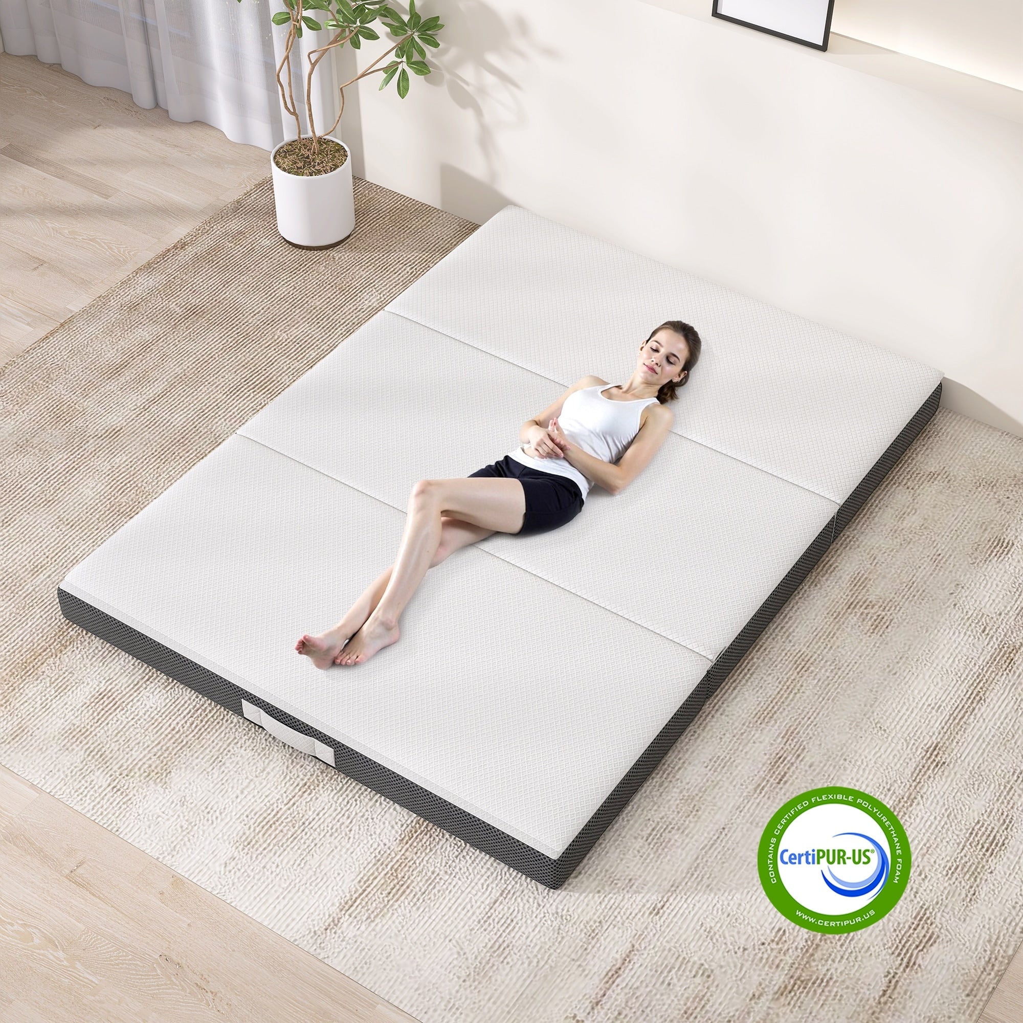 Matelas en mousse à mémoire de forme rafraîchissante à trois volets de 4 pouces