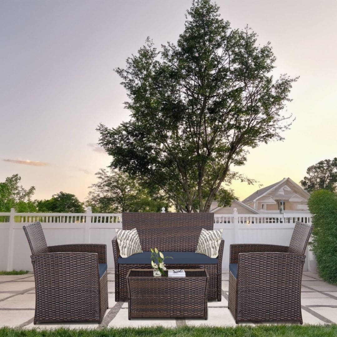 Ensemble de conversation de patio en osier 4 pièces avec canapé et chaise en rotin