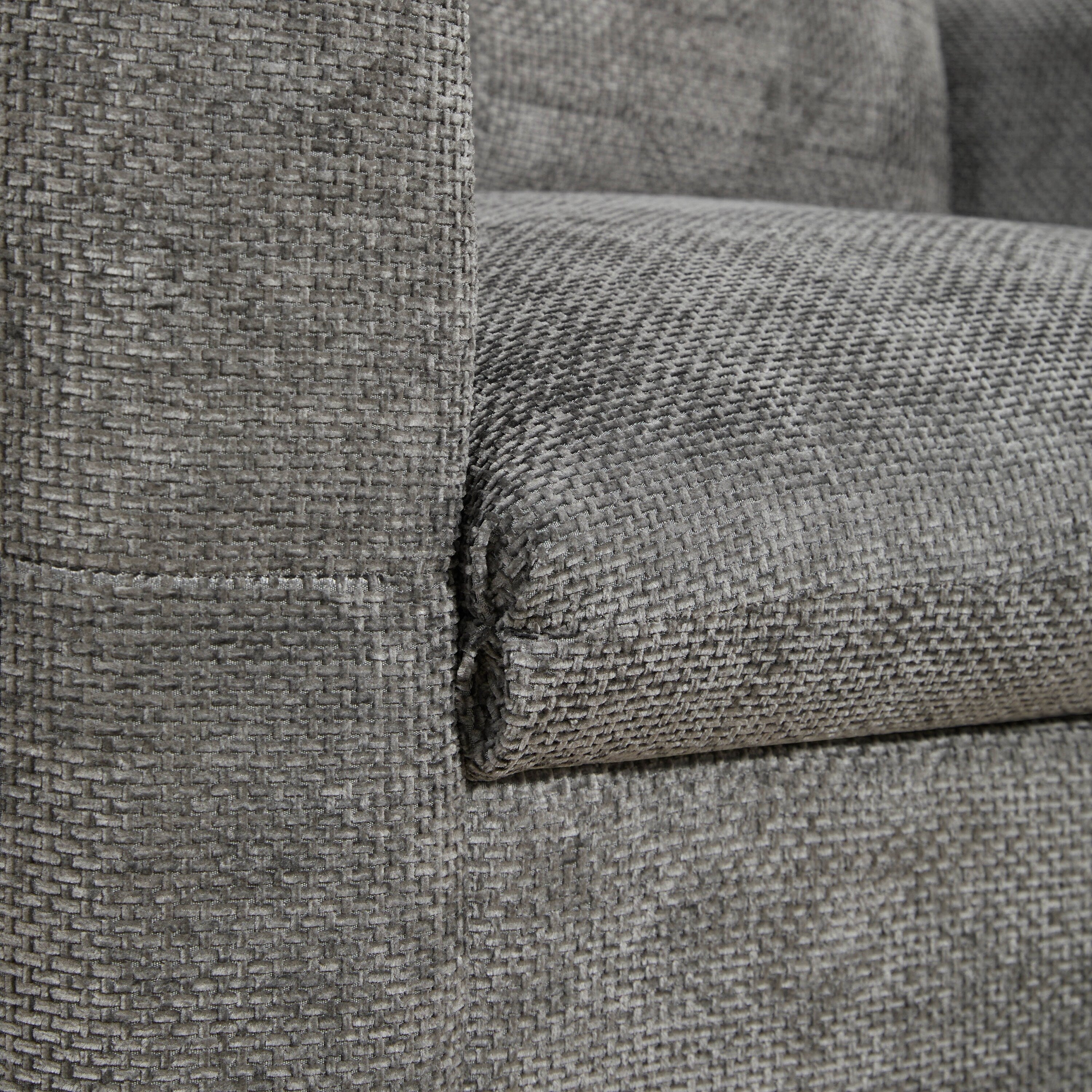 Fauteuil à siège large de 42 pouces avec chargeur à deux ports et conception de traction capitonnée par Harper&amp;Bright Designs