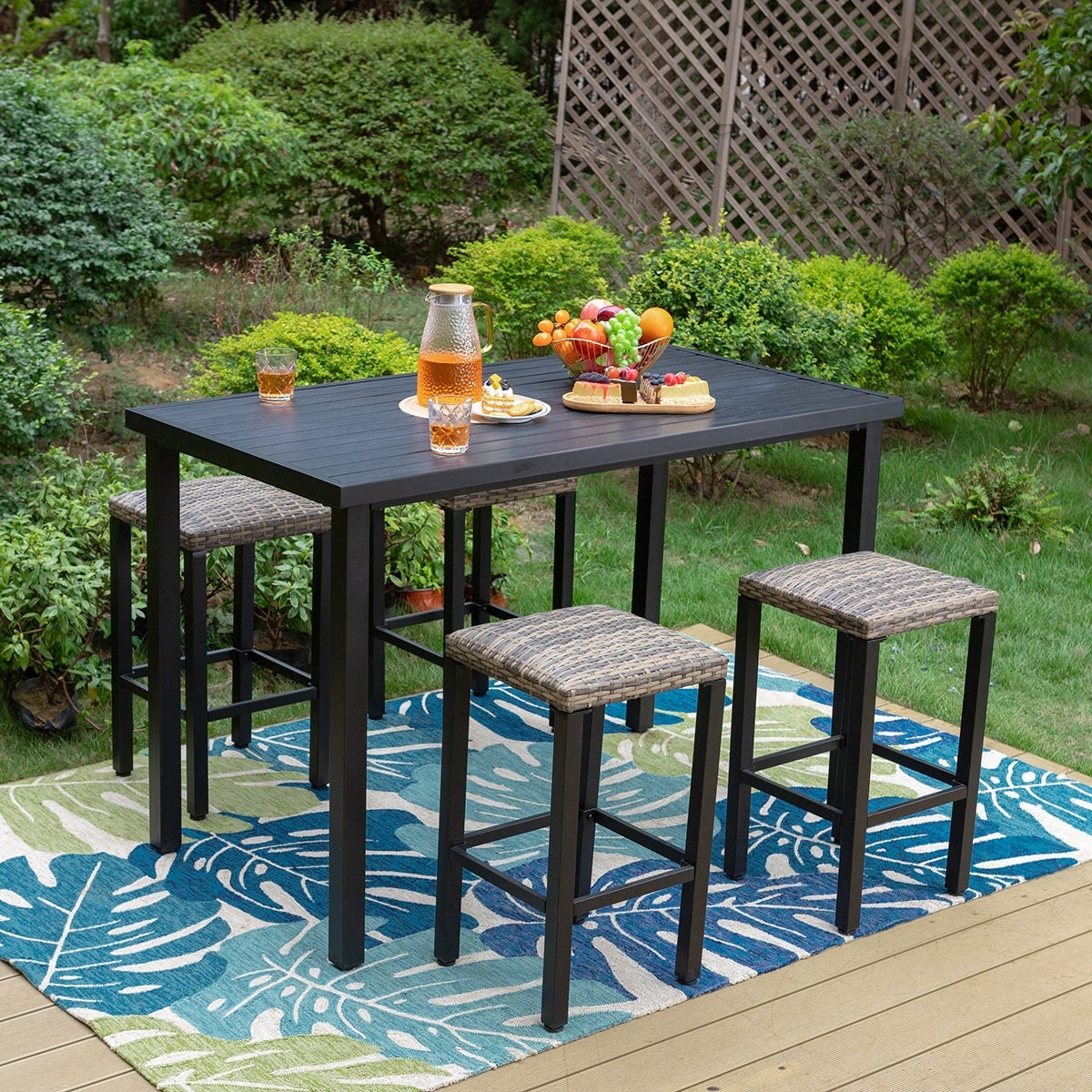 Ensemble de salle à manger de 5 pièces, 4 chaises de bar pivotantes en rotin ou 4 chaises de bar pivotantes en métal et 1 table de bar rectangulaire en métal