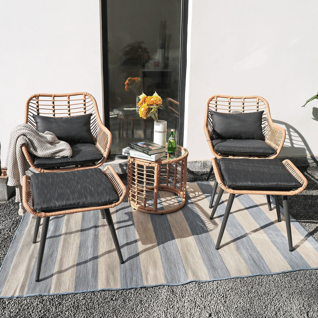 Ensemble de conversation d'extérieur rembourré en osier 5 pièces