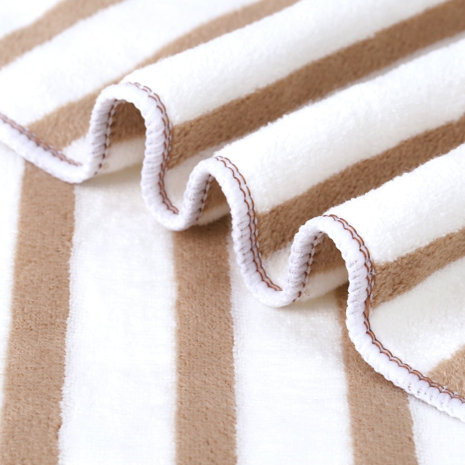 Lot de 6 serviettes de bain à rayures Cabana pour la plage