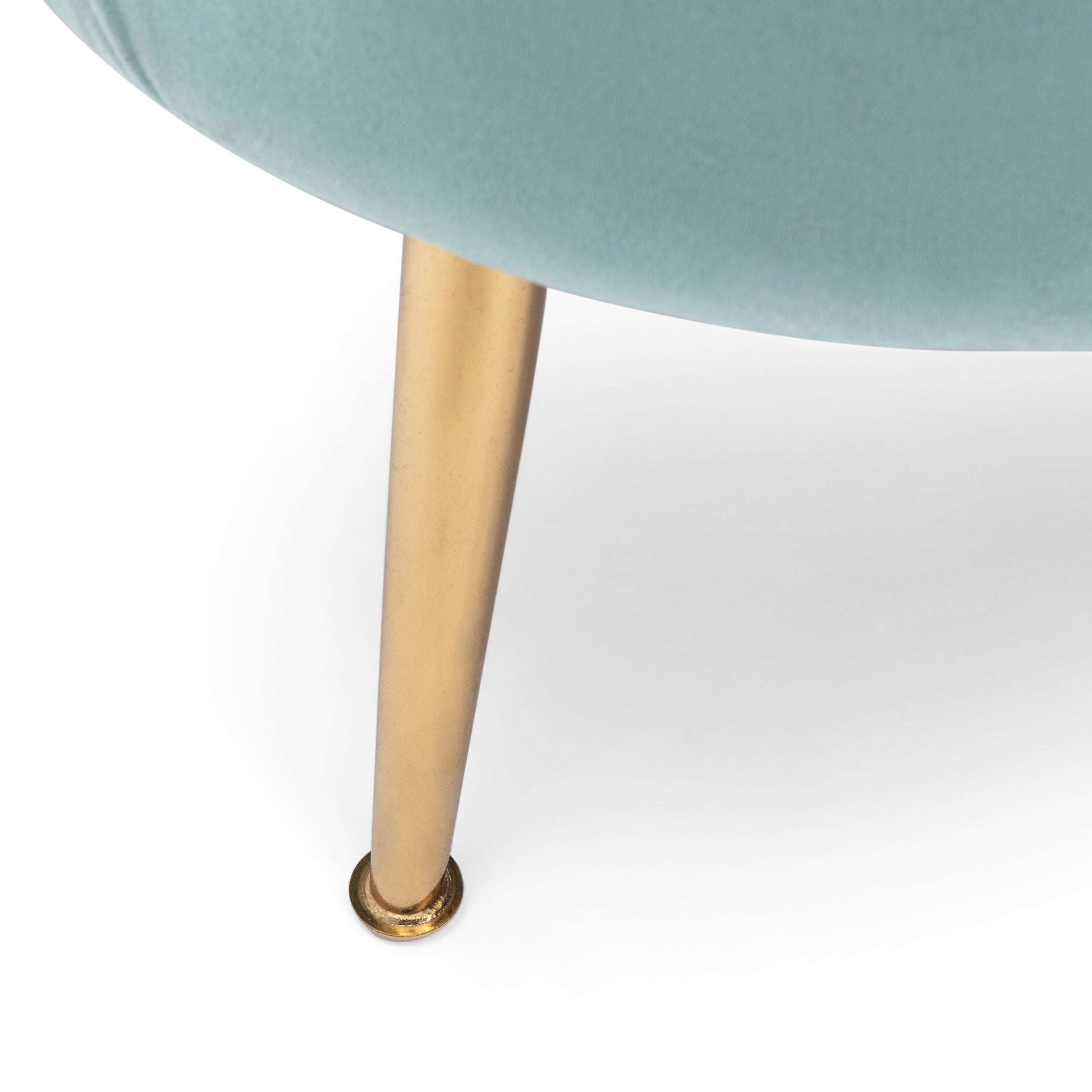 Canapé 3 places en velours avec coutures en canal et pieds en métal pour salon (76,25 po)