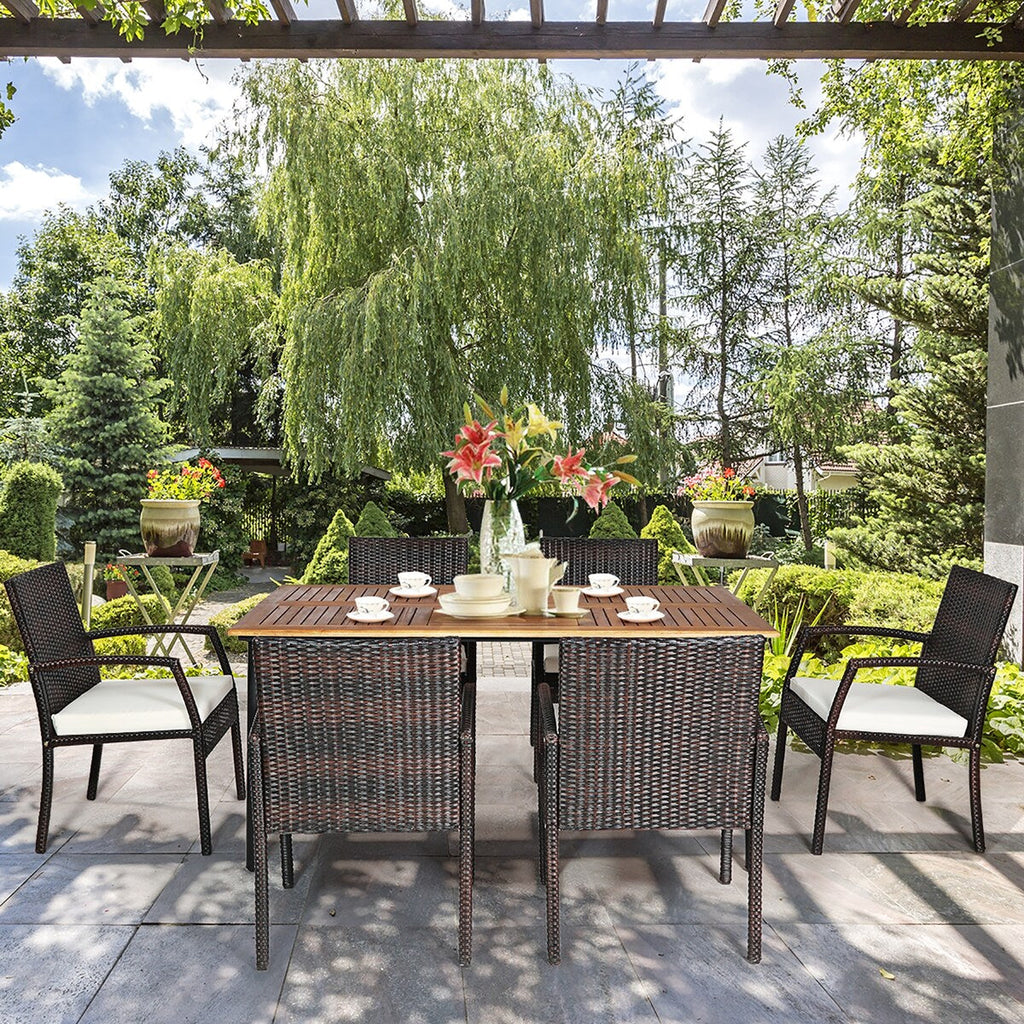 Ensemble de 7 chaises et table de salle à manger d'extérieur en rotin avec trou pour parasol