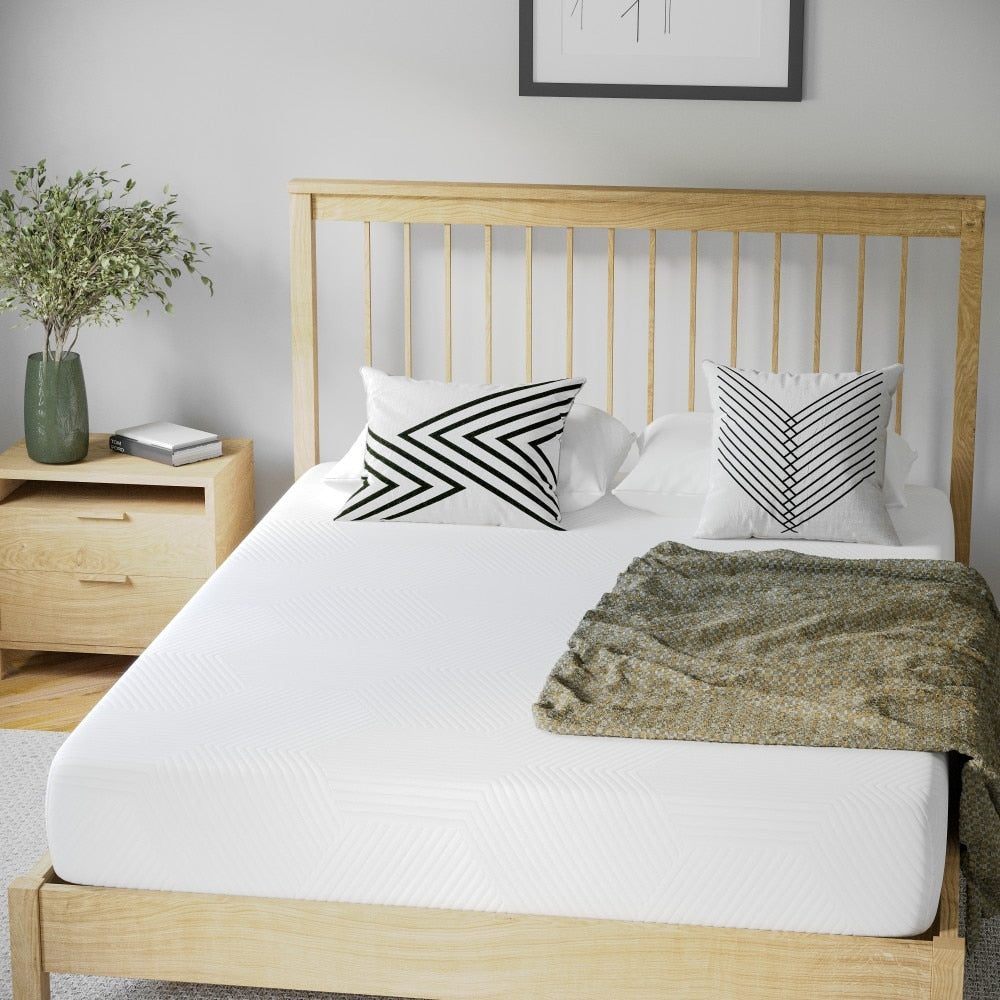 Matelas en mousse à mémoire de forme rafraîchissant au thé vert de 8 pouces, soulageant la pression, dans une boîte