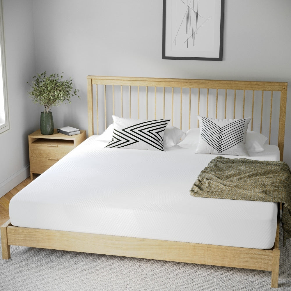 Matelas en mousse à mémoire de forme rafraîchissant au thé vert de 8 pouces, soulageant la pression, dans une boîte