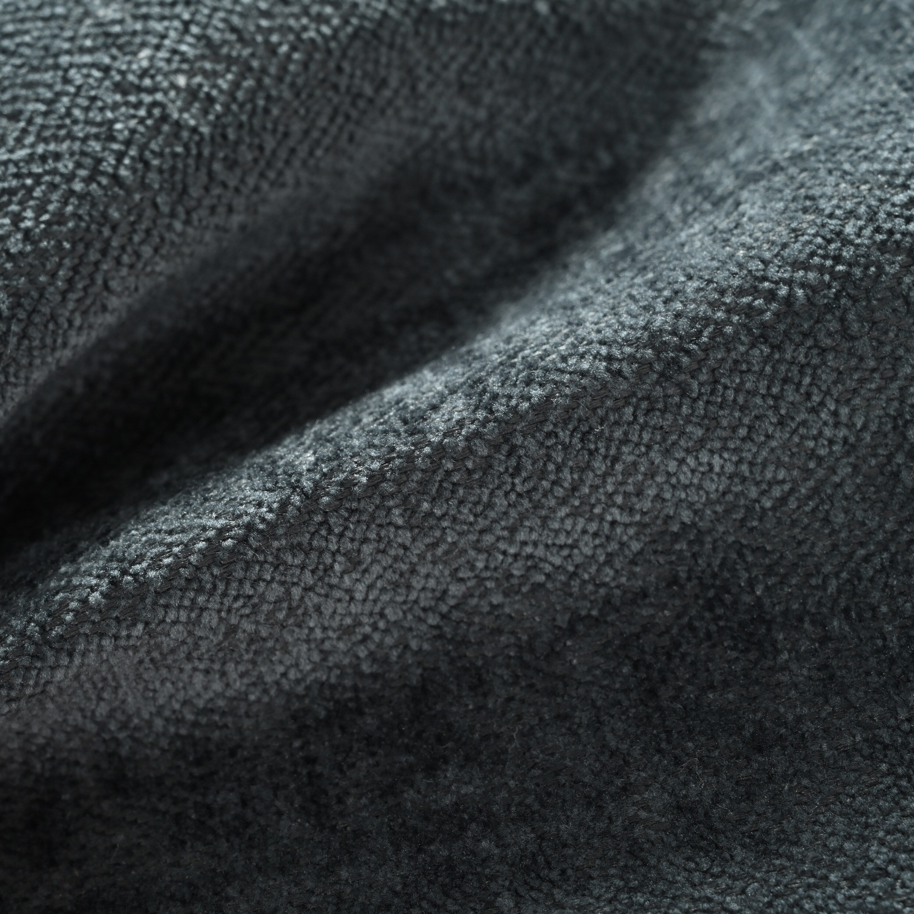 Canapé 3 places incurvé en polyester 81,5 avec accoudoirs ergonomiques, mousse haute densité et aucun assemblage requis