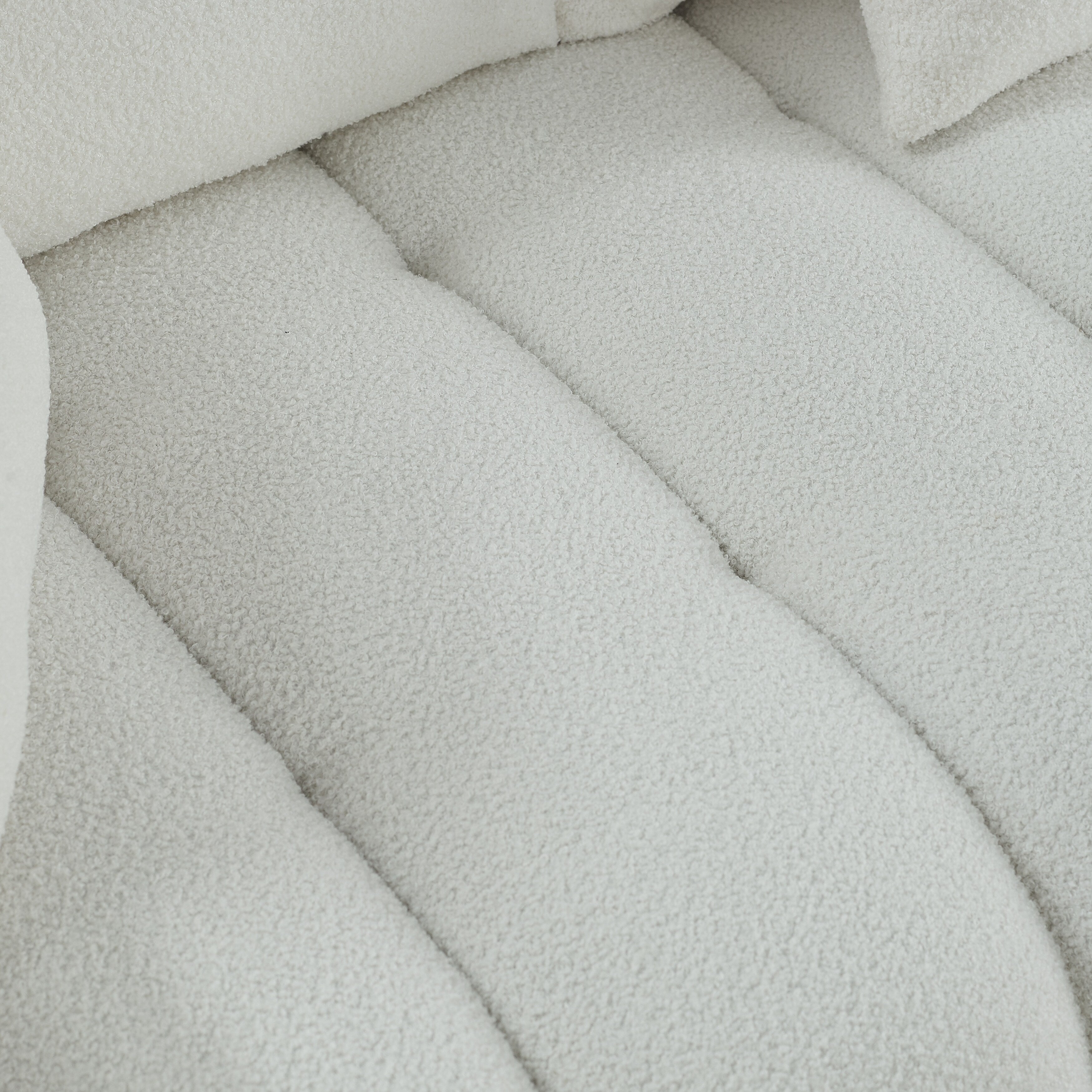 Canapé 3 places en tissu de 82 pouces avec coussins de dossier moelleux, cadre en bois massif et coussins en mousse confortables