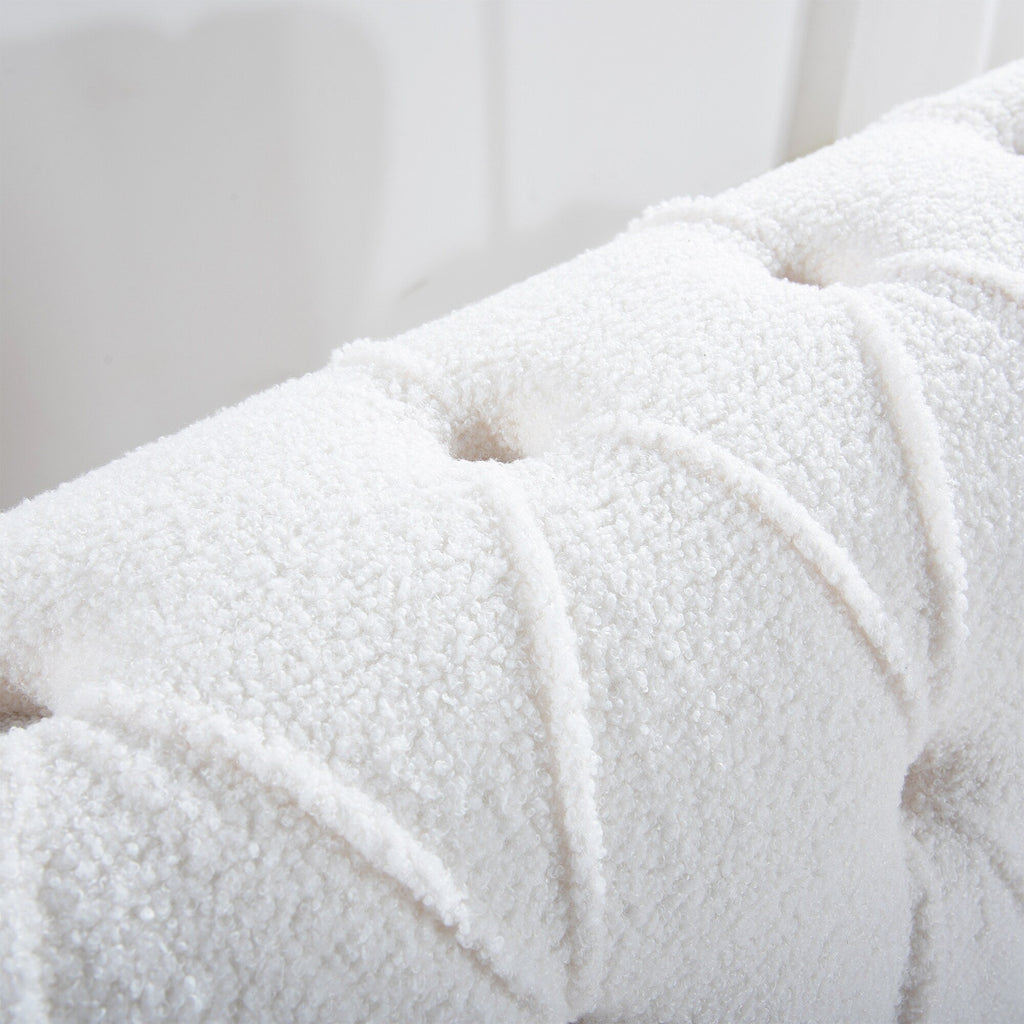 Canapé Chesterfield en polyester 84,65 avec accoudoirs roulés (3 places)