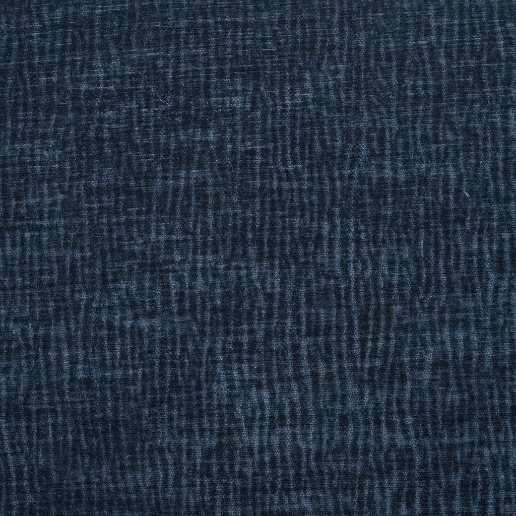 Canapé 3 places en tissu chenille de 85,8 cm de large, avec mousse sans poudre et ressorts ensachés pour un confort optimal.