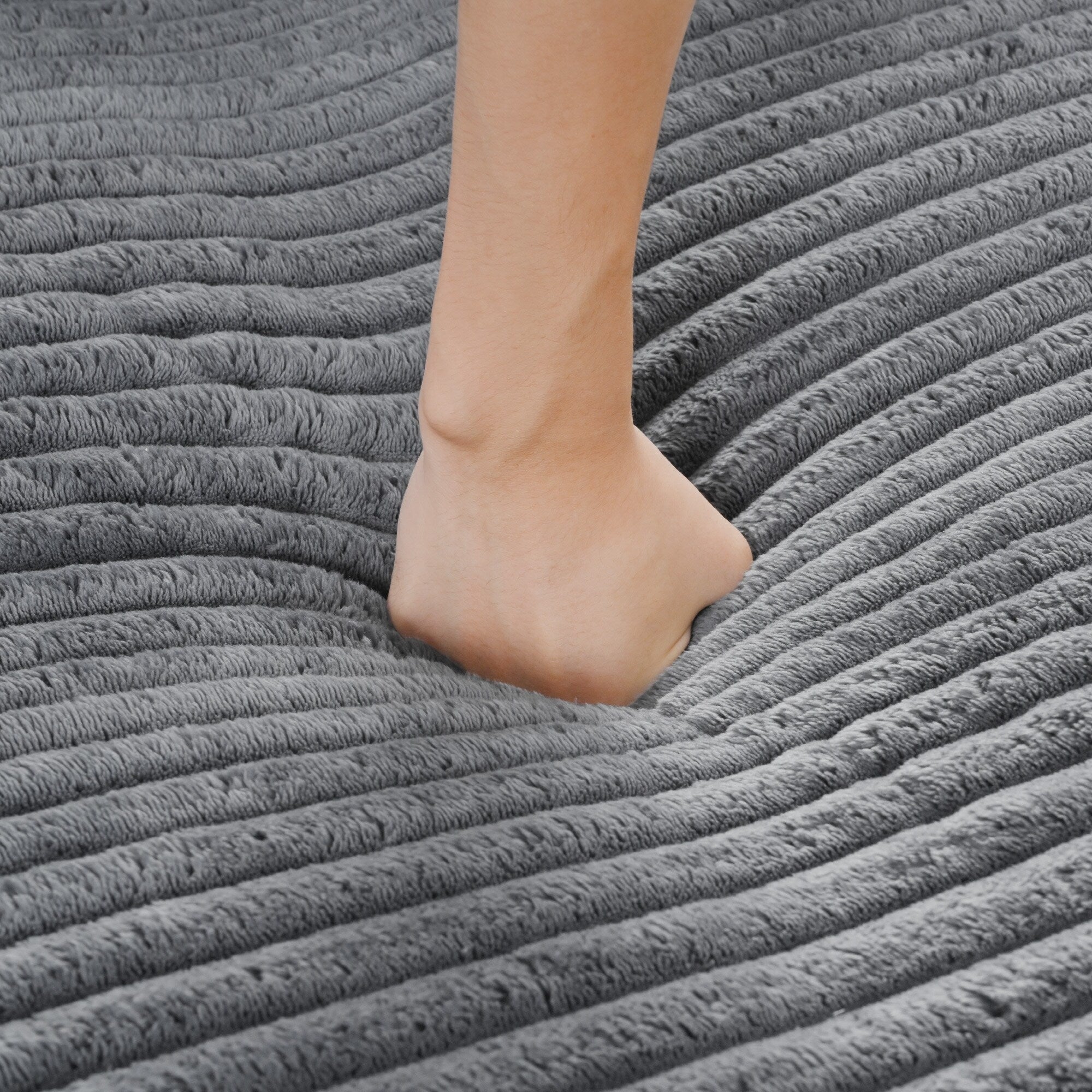 Canapé-lit en velours côtelé de 86,5 po avec 2 ports USB, porte-gobelets et capacité de charge de 250 kg