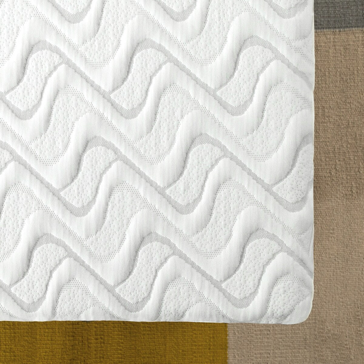 Matelas en mousse à mémoire de forme gel de 9 pouces par Crown Comfort