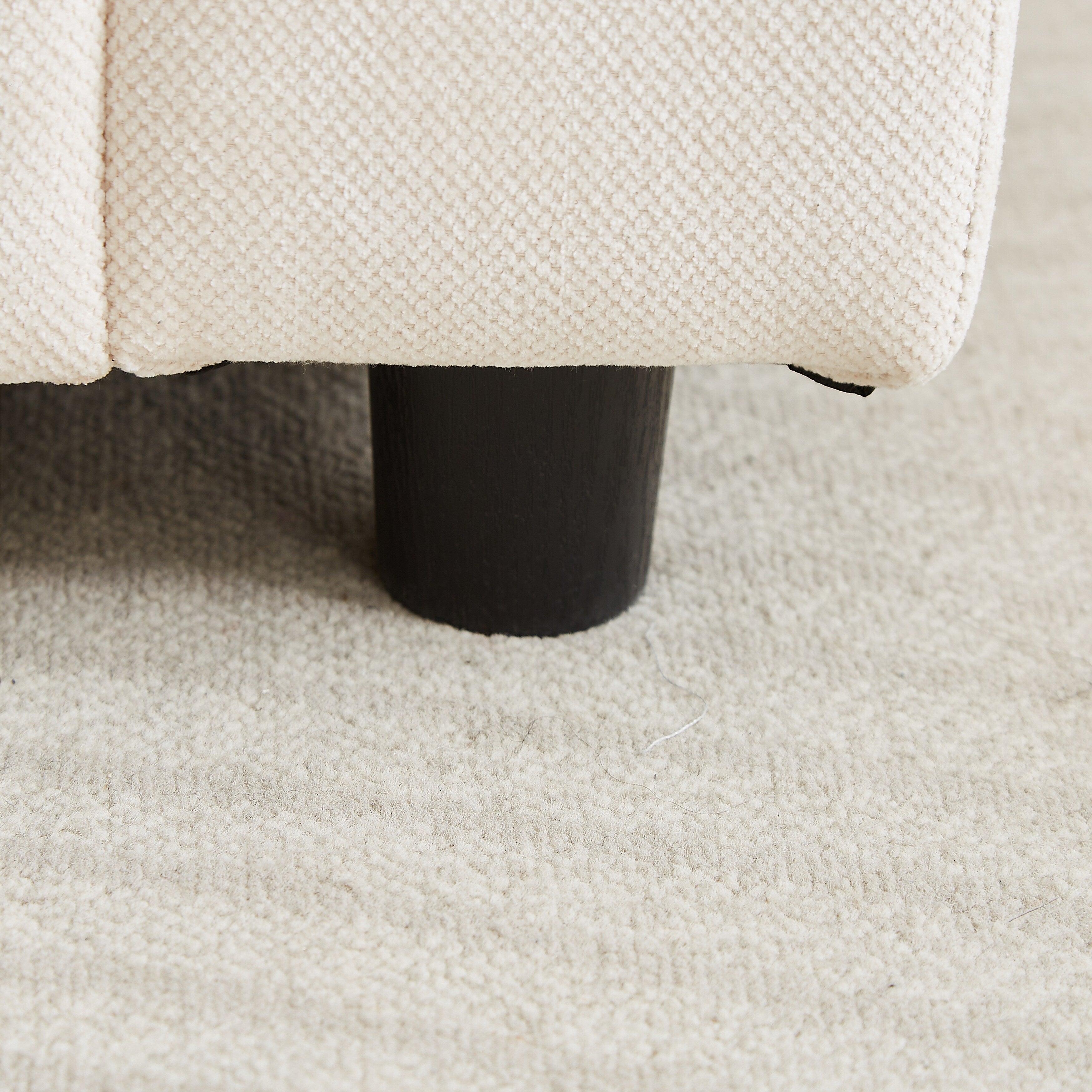 Canapé 3 places classique moderne en tissu 99.2, structure en bois massif et coussin moelleux en forme de nuage