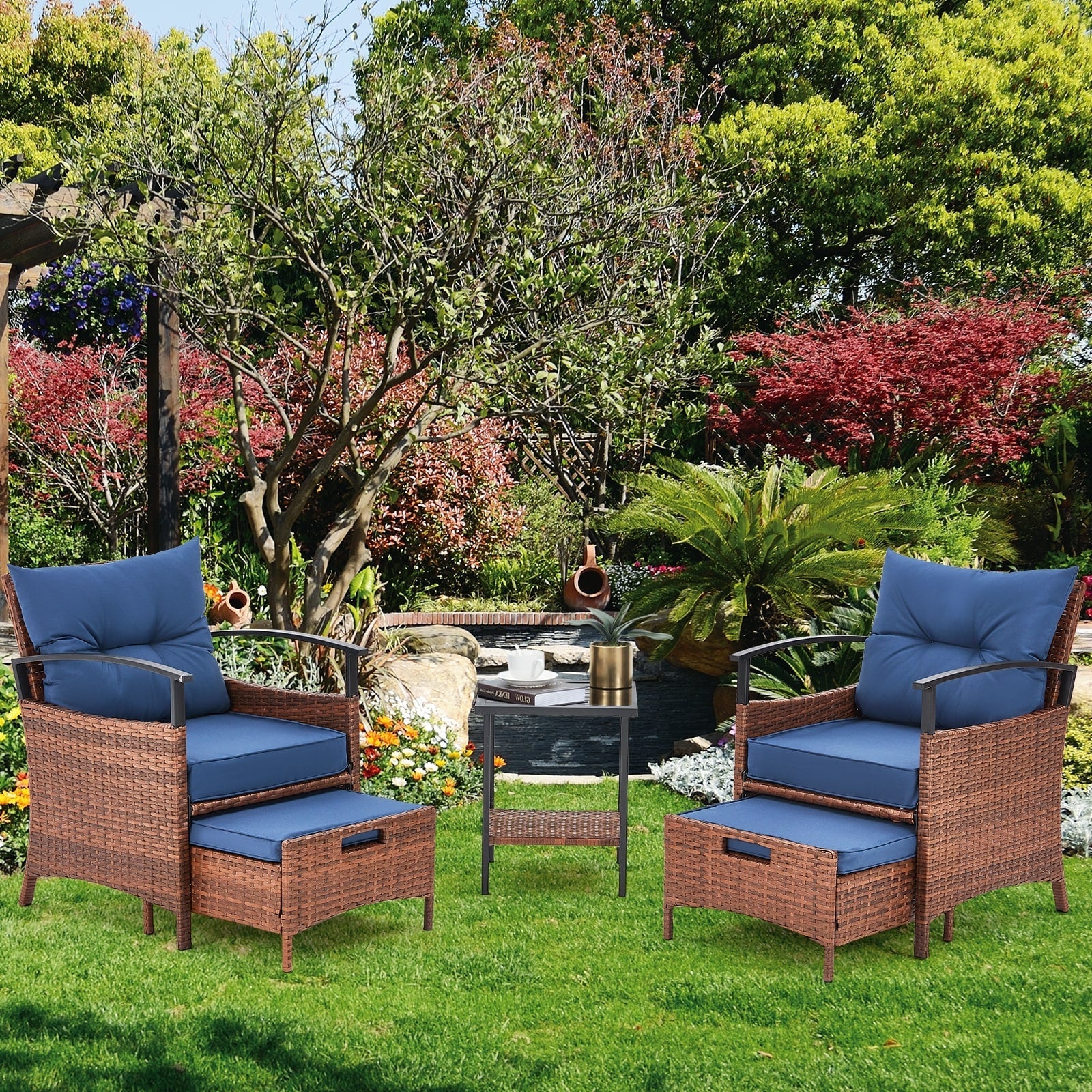 Ensemble de meubles de patio AVAWING 5 pièces en osier avec table basse et pouf