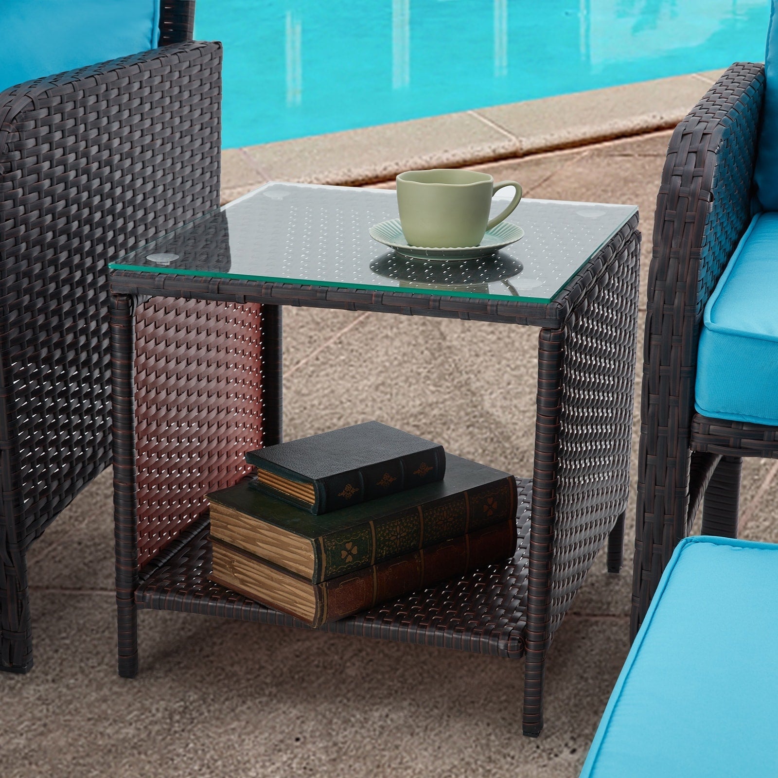 Ensemble de salon de jardin AVAWING 5 pièces en rotin et osier bleu avec table ottomane