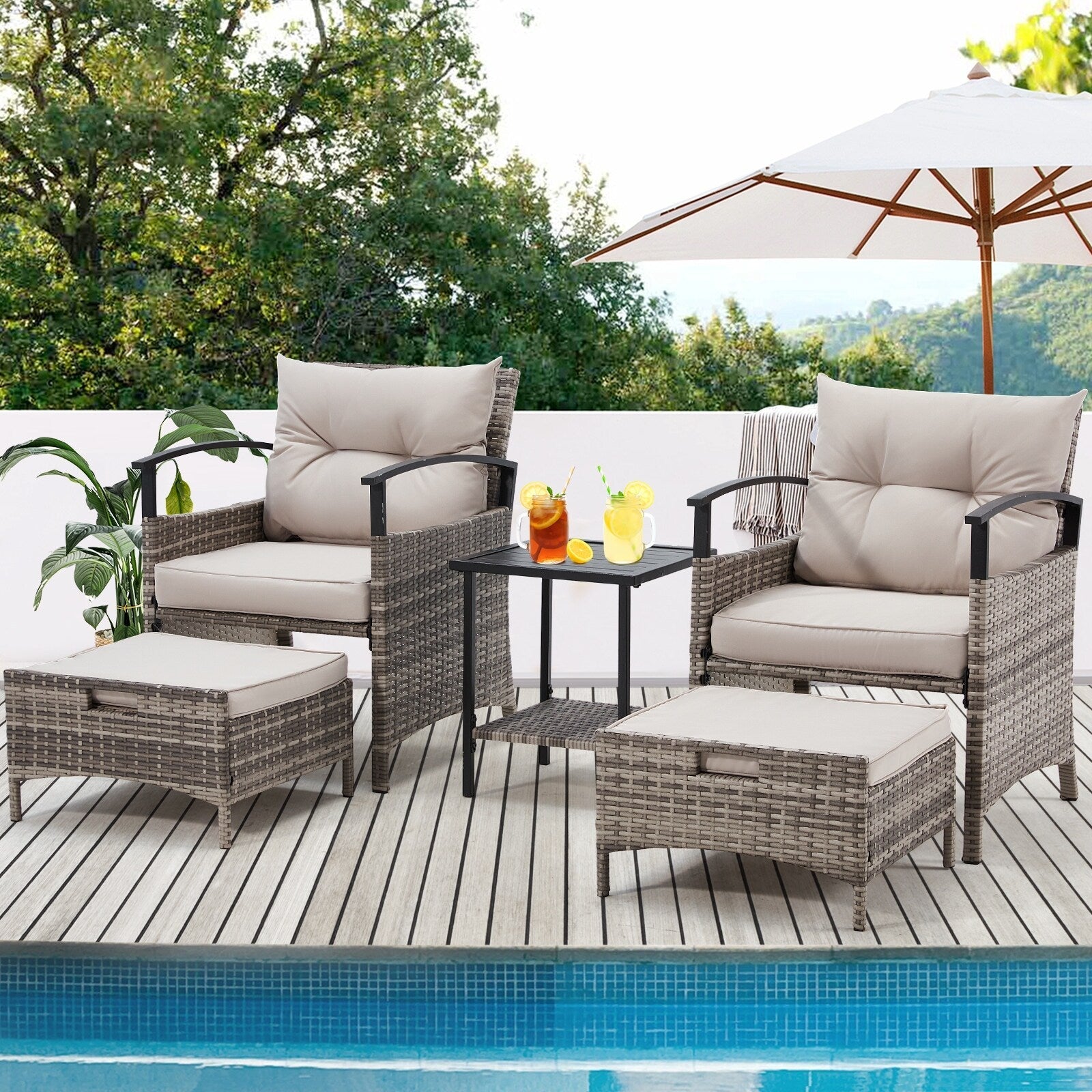 Ensemble de meubles de patio AVAWING 5 pièces en osier avec table basse et pouf