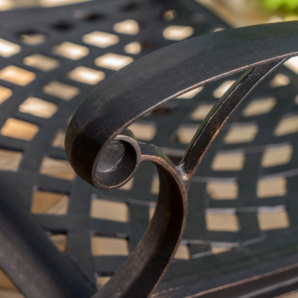 Collection de salle à manger rustique d'extérieur en cuivre et aluminium moulé Abigal par Christopher Knight Home - N/A