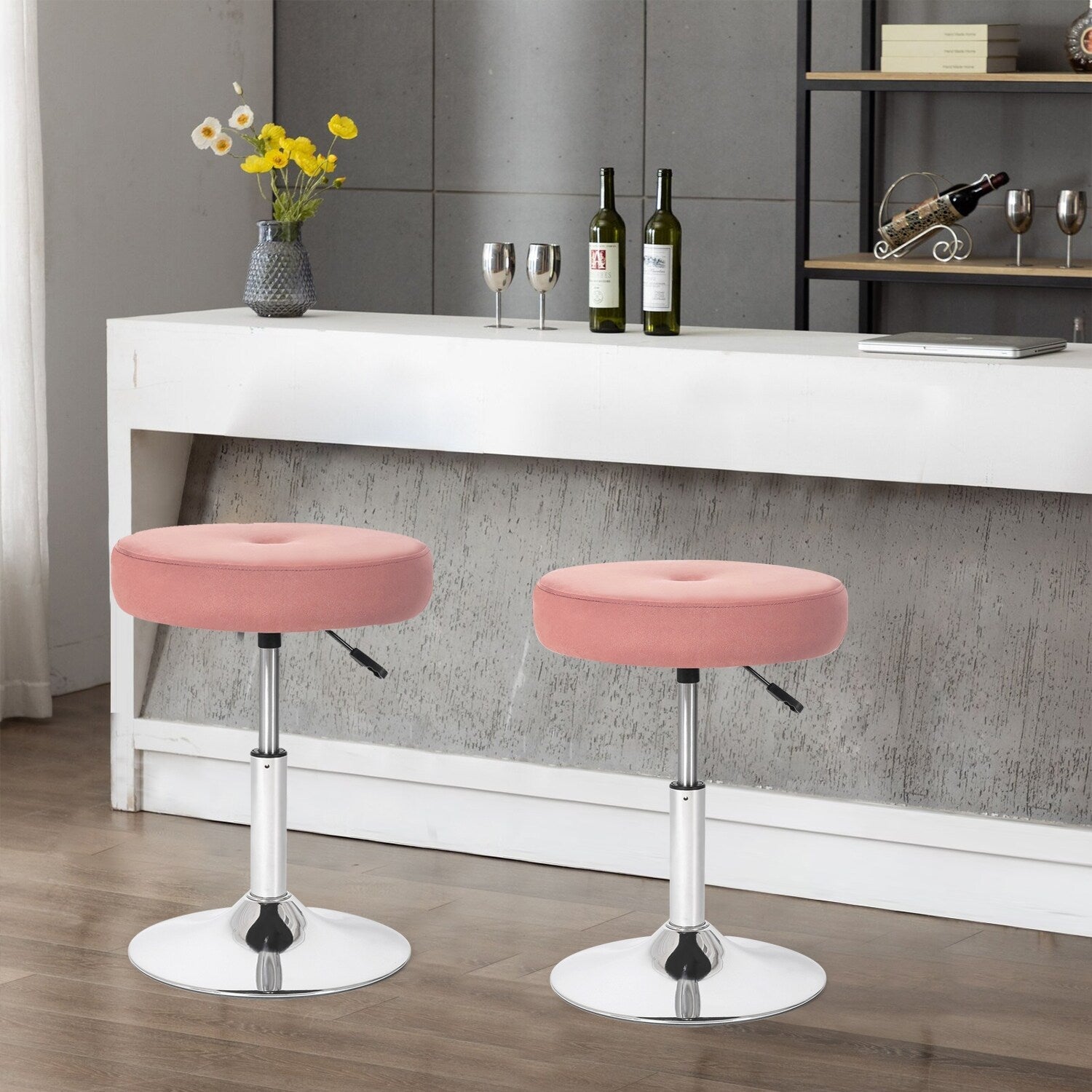 Tabouret de coiffeuse pivotant rond et réglable en velours Adeco