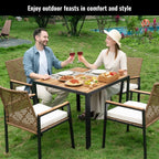 Ensemble de salle à manger de patio toutes saisons 5 pièces, plateau en bois d'acacia avec trou pour parasol, ensemble de conversation d'extérieur en rotin